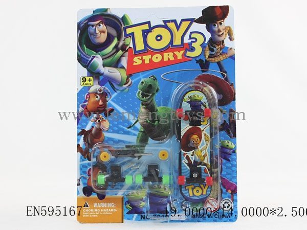 EN595167
Toy Story 3 finger skateboard