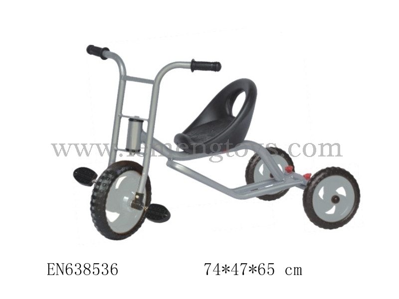EN638536
Tricycles