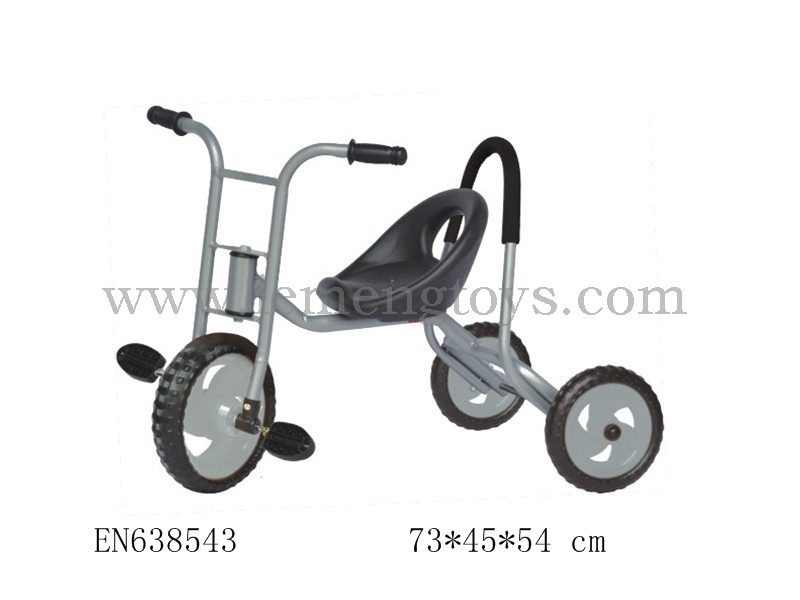 EN638543
Tricycles