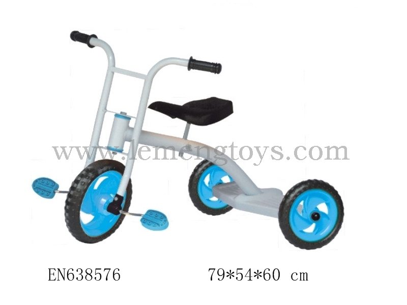 EN638576
Tricycles