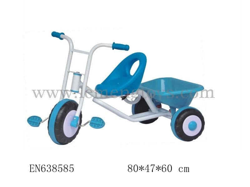 EN638585
Tricycles