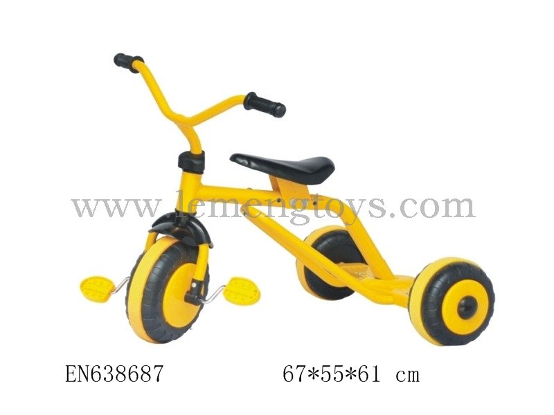 EN638687
Tricycles
