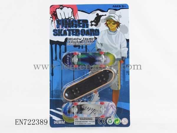 EN722389
Feathers thermal transfer finger skateboard